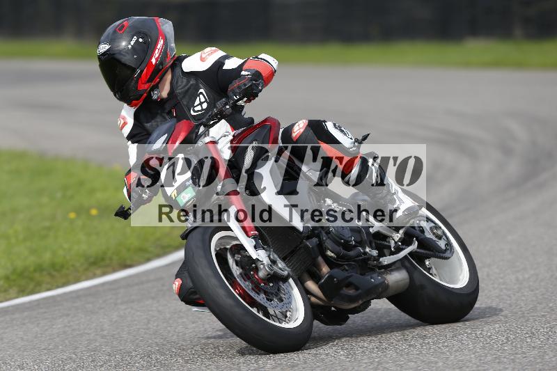 /53 16.09.2025 Track Day Domi Aegerter ADR/Gruppe gruen/7